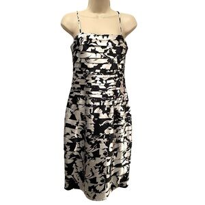 White House Black Market WHBM Shutter Pleated Satin Dress Size 4